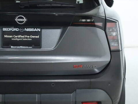 2025 Nissan Kicks SR