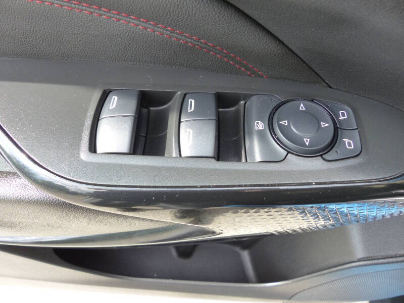 2025 Chevrolet Trax RS