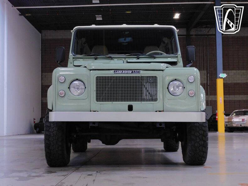1987 Land Rover Defender