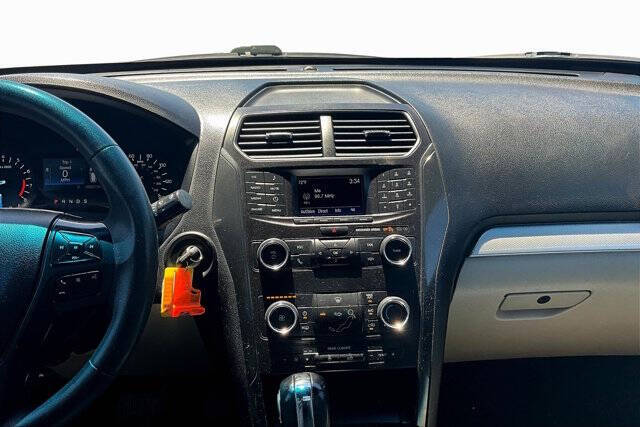 2018 Ford Explorer