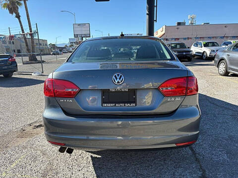 2010 Volkswagen Passat Komfort PZEV