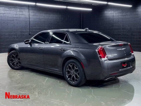 2018 Chrysler 300 S