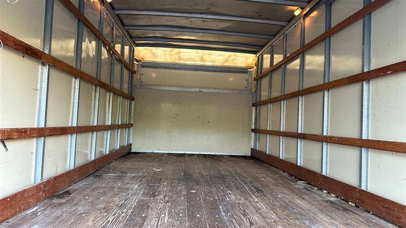 2002 Ford E-Series E-350 SD