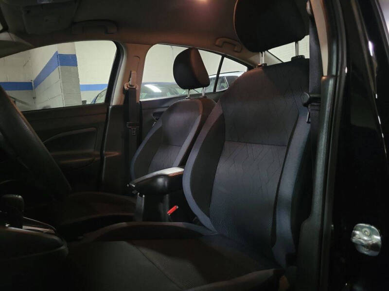 2023 Nissan Versa SV