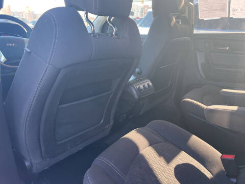 2015 GMC Acadia SLE-2