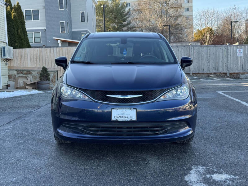 2018 Chrysler Pacifica LX