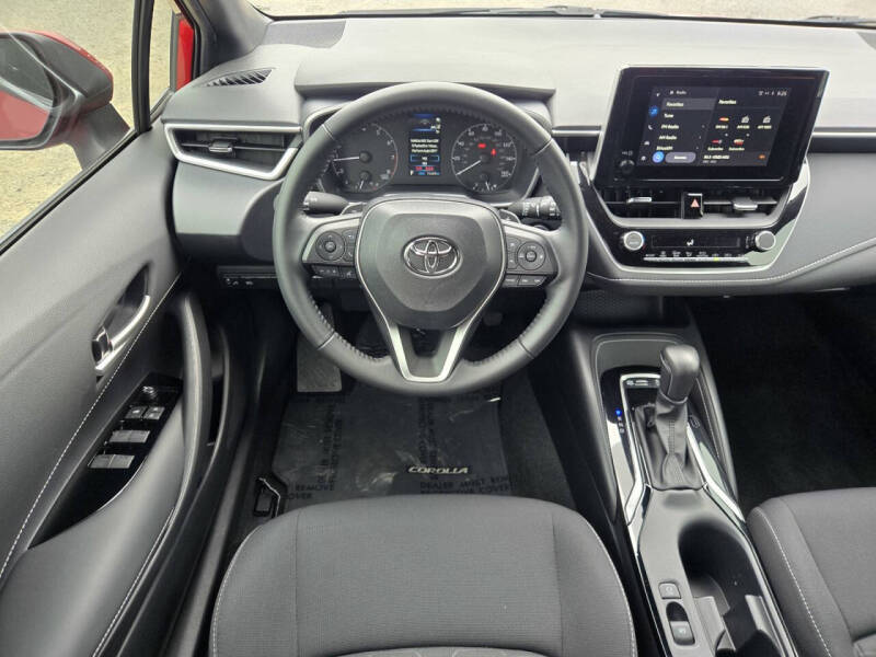 2023 Toyota Corolla Hatchback SE