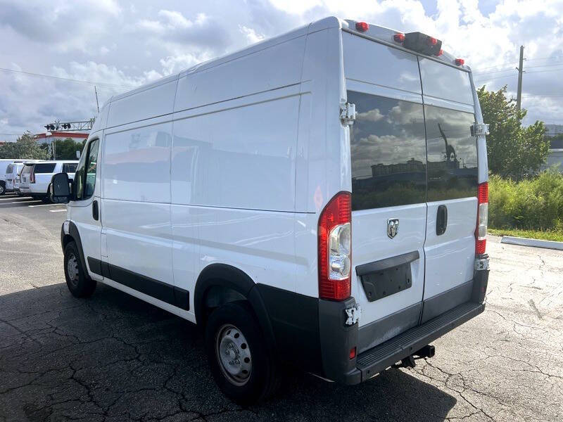 2017 RAM ProMaster 2500 136 WB