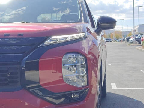 2025 Mitsubishi Outlander PHEV SEL Black Edition