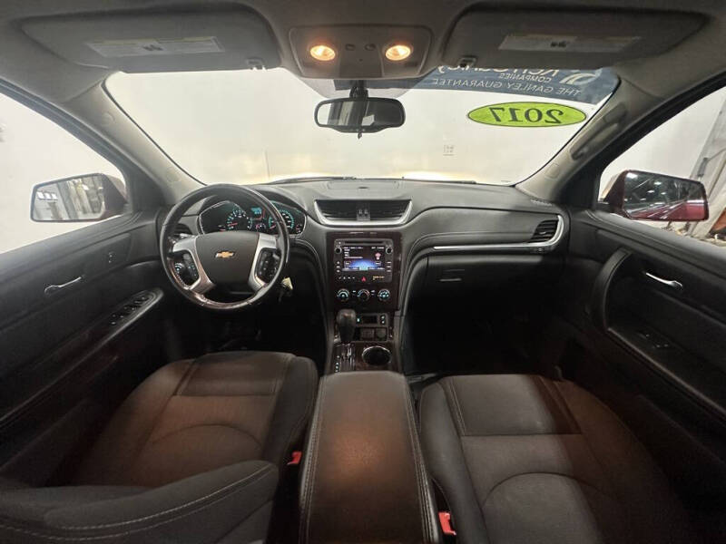 2017 Chevrolet Traverse LT