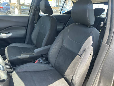 2019 Nissan Kicks SV