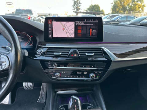 2021 BMW 5 Series 530i