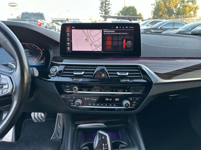 2021 BMW 5 Series 530i