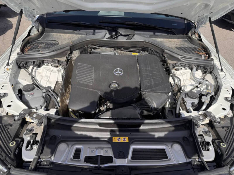 2024 Mercedes-Benz GLC GLC 300