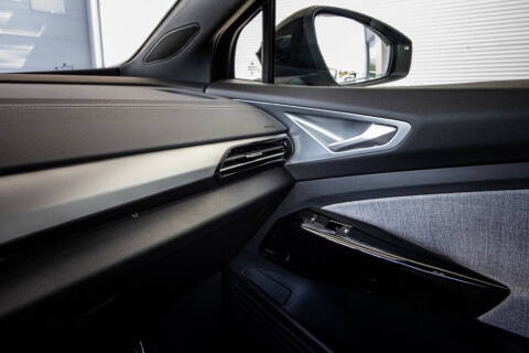 2025 Volkswagen ID.4 Pro