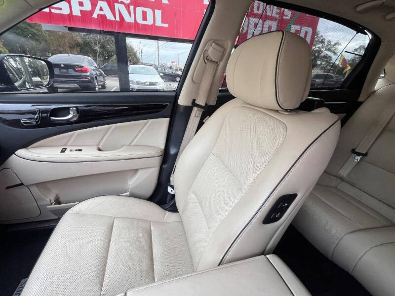 2015 Hyundai Equus Signature