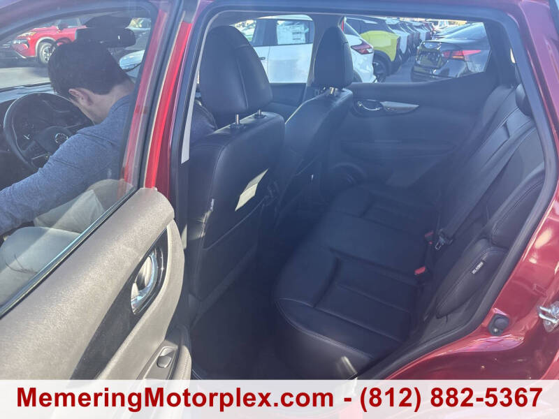 2022 Nissan Rogue Sport SL