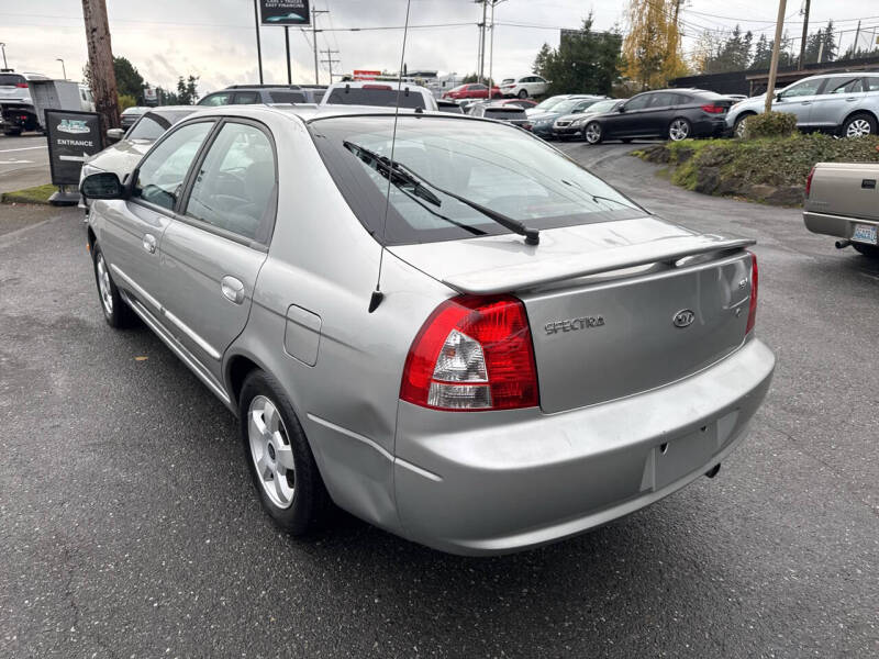2004 Kia Spectra GS