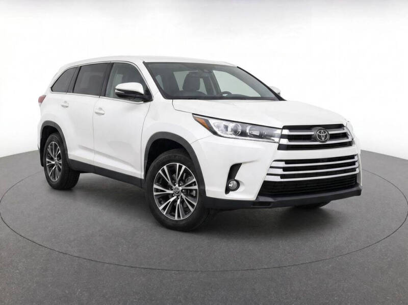 2017 Toyota Highlander LE