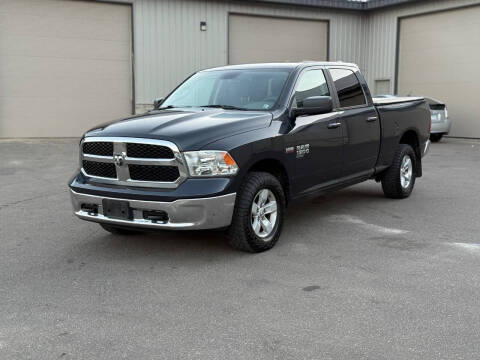 2019 RAM 1500 Classic SLT