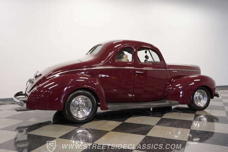 1940 Ford Deluxe