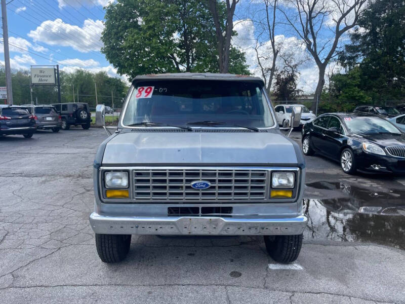 1989 Ford E-250