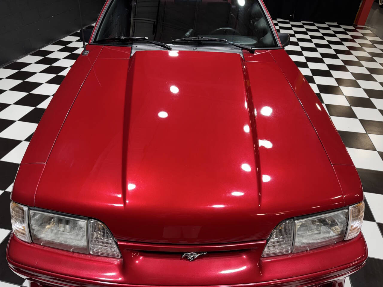 1991 Ford Mustang 29
