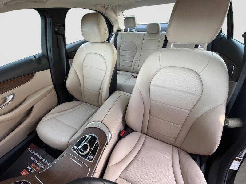 2019 Mercedes-Benz C-Class C 300 4MATIC