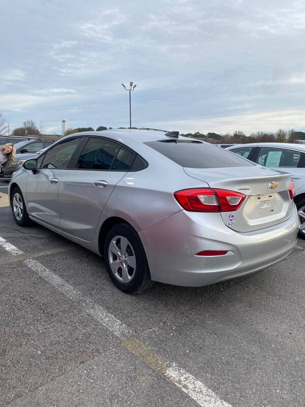 2018 Chevrolet Cruze LS Auto