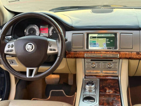 2010 Jaguar XF Premium