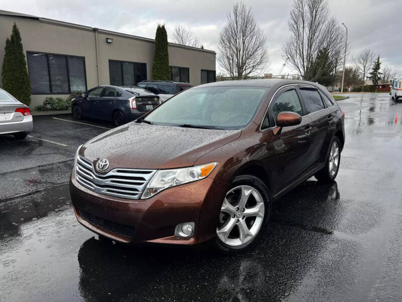 Toyota Venza's photo