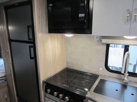 2022 Winnebago Micro Minnie 1808FBS