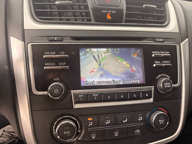 2016 Nissan Altima 2.5 SR