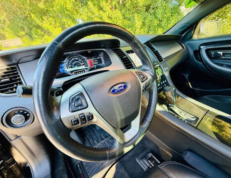 2017 Ford Taurus SHO