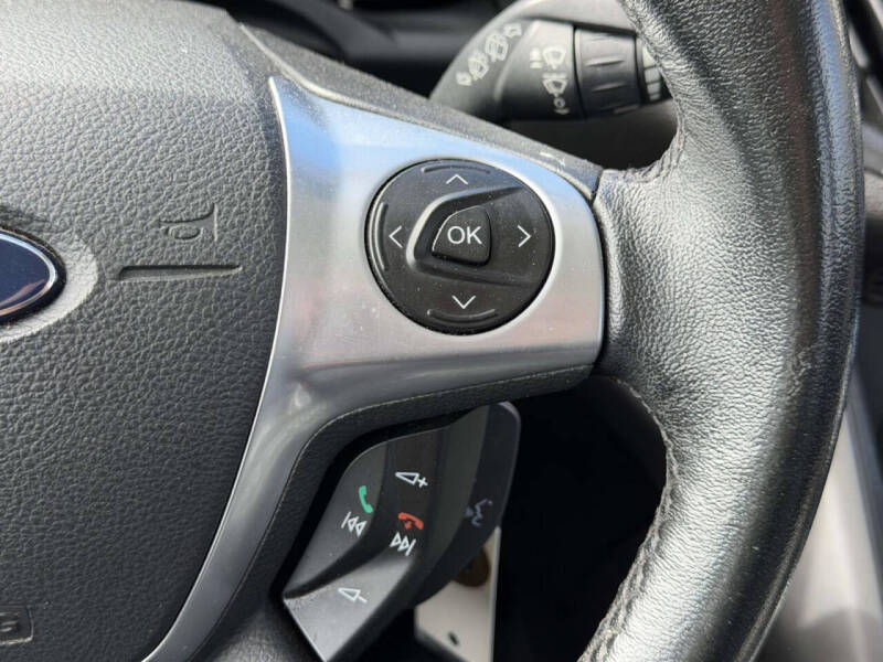 2014 Ford C-MAX Hybrid SE