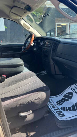 2004 Dodge Ram 1500 SLT