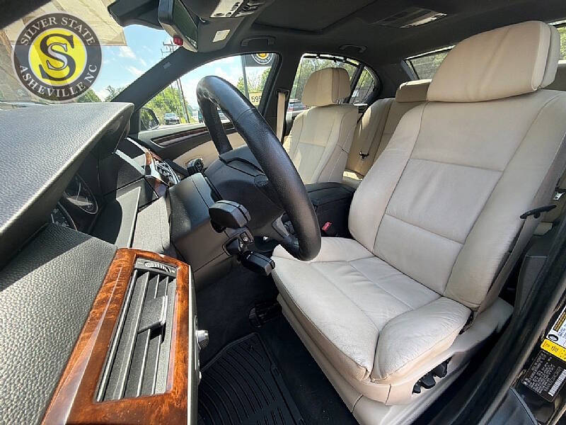 2010 BMW 5 Series 528i