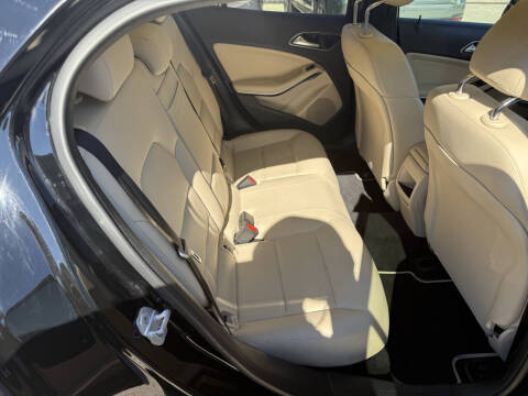 2015 Mercedes-Benz GLA GLA 250