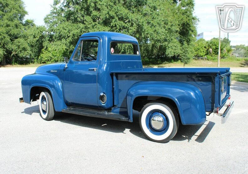1953 Ford F-100