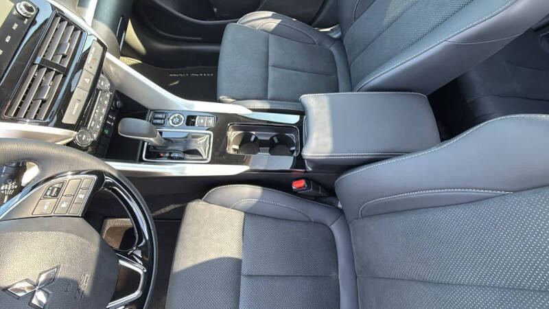 2025 Mitsubishi Eclipse Cross SE