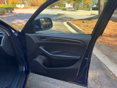 2016 Audi Q5 2.0T quattro Premium