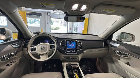 2023 Volvo XC90 B6 Plus Bright Theme 7P