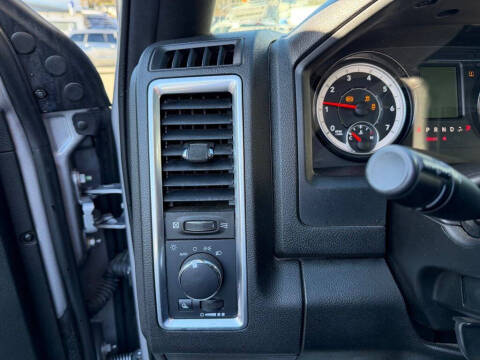 2024 RAM 1500 Classic Warlock