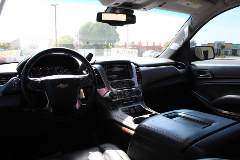 2019 Chevrolet Suburban LT