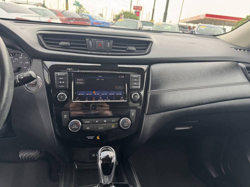 2018 Nissan Rogue SL