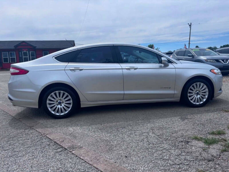 2013 Ford Fusion Hybrid SE