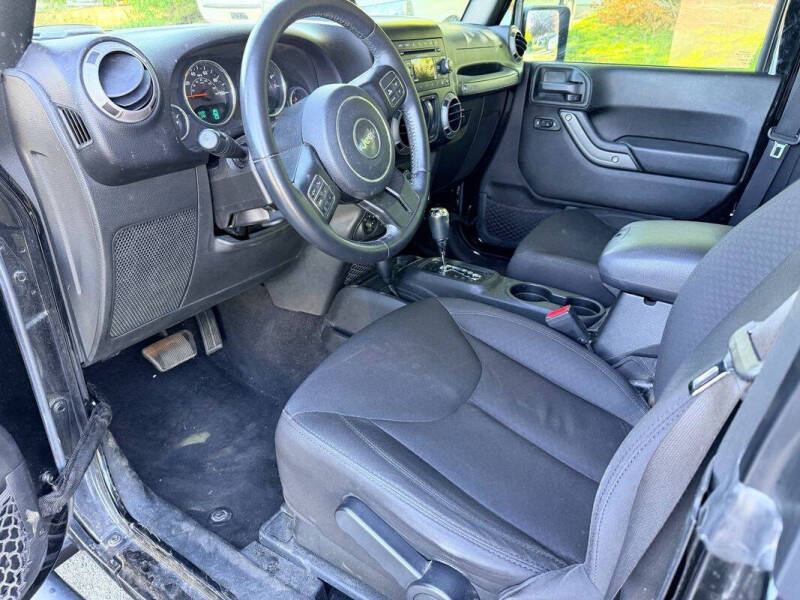 2017 Jeep Wrangler Sport