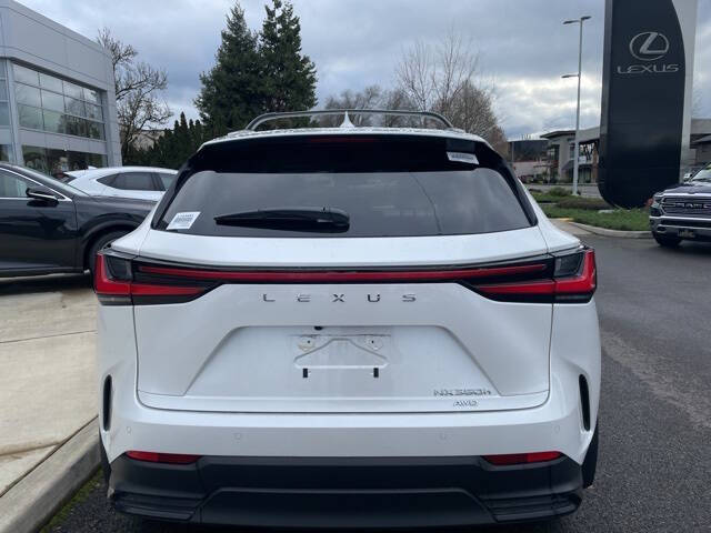 2025 Lexus NX 350h Premium