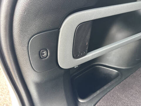 2017 Jeep Cherokee Overland