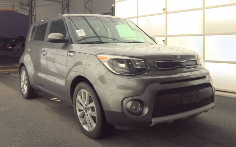 2019 Kia Soul +